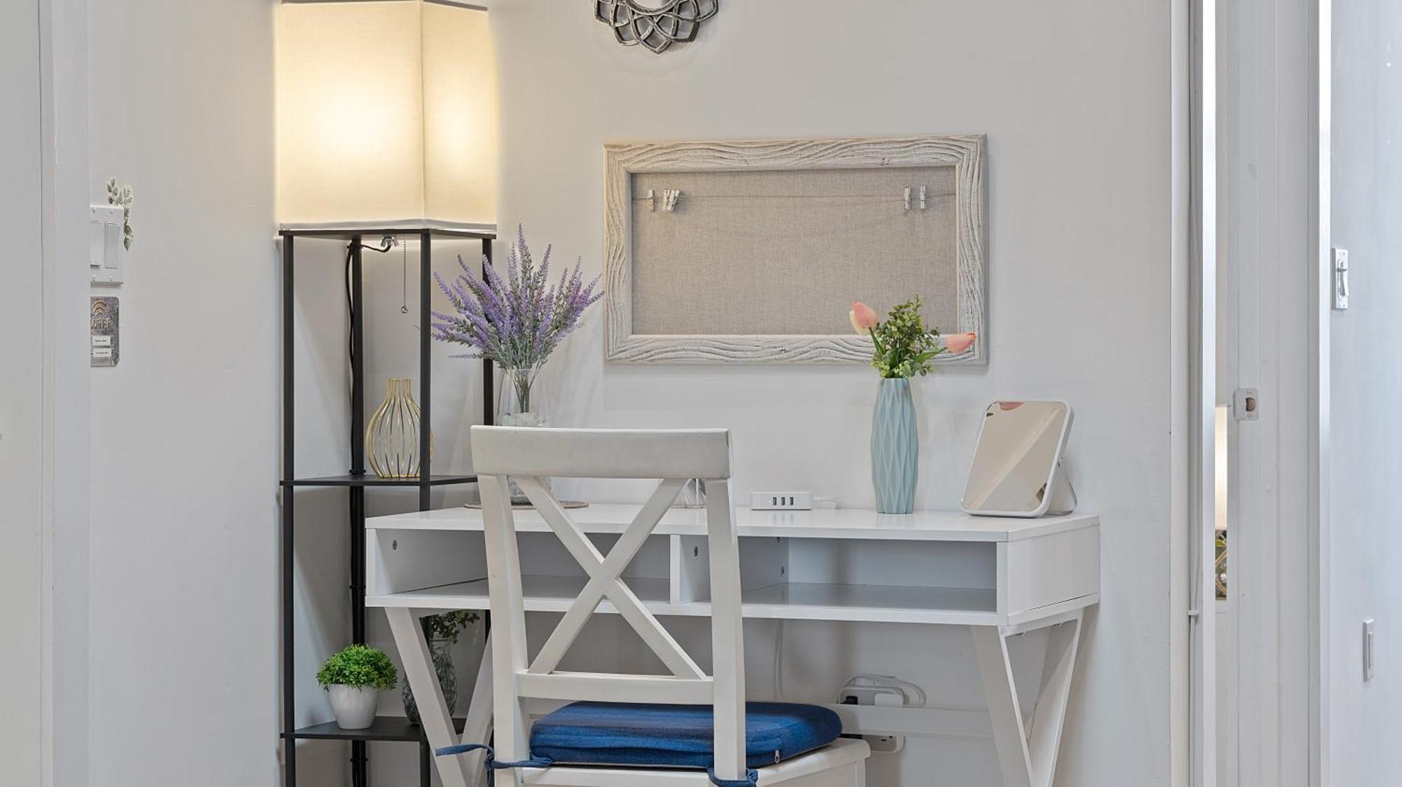 Chic Penthouse 15 Minutes From Nyc - Bus Stop At Doorstep Hoboken Buitenkant foto